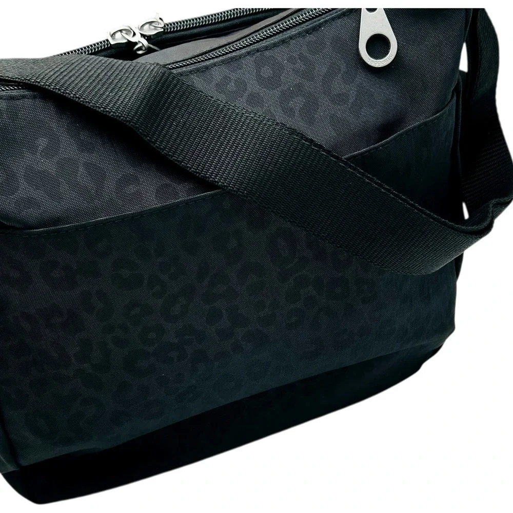 Baggallini‎ Joey Large Hobo Crossbody Black CHEETAH PRINT Water-Resistant Nylon